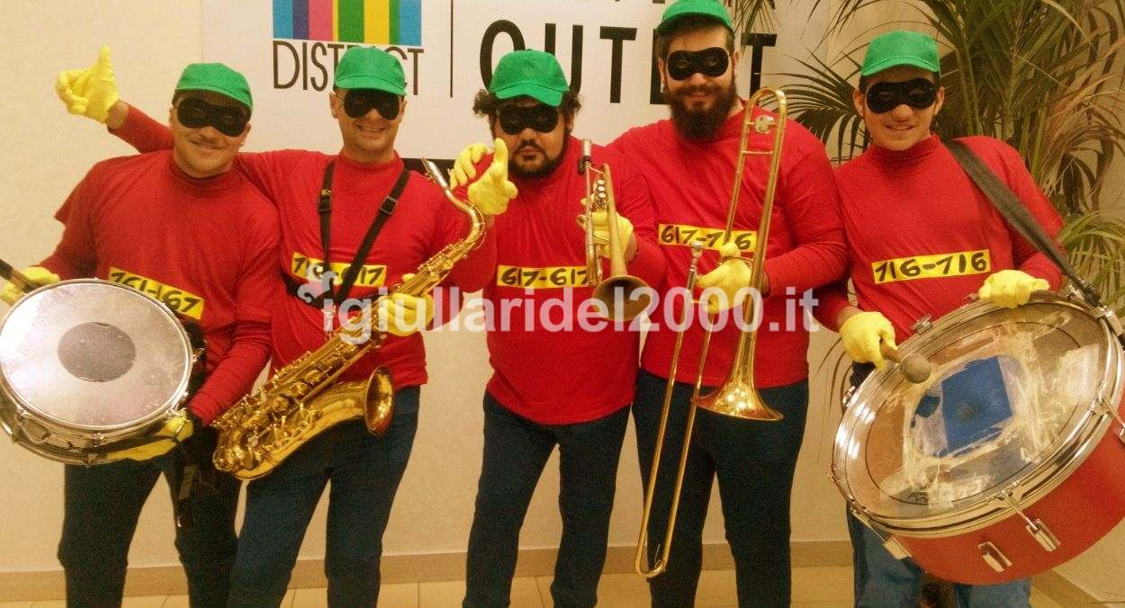 Banda Bassotti band - Artisti di Strada I Giullari del 2000