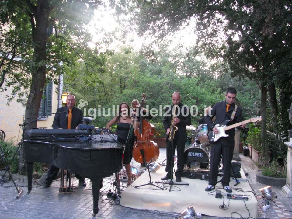 Elegant Pop Band by I Giullari del 2000