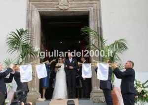 idee-per-matrimonio-napoli-trombe-egiziane-uscita-chiesa